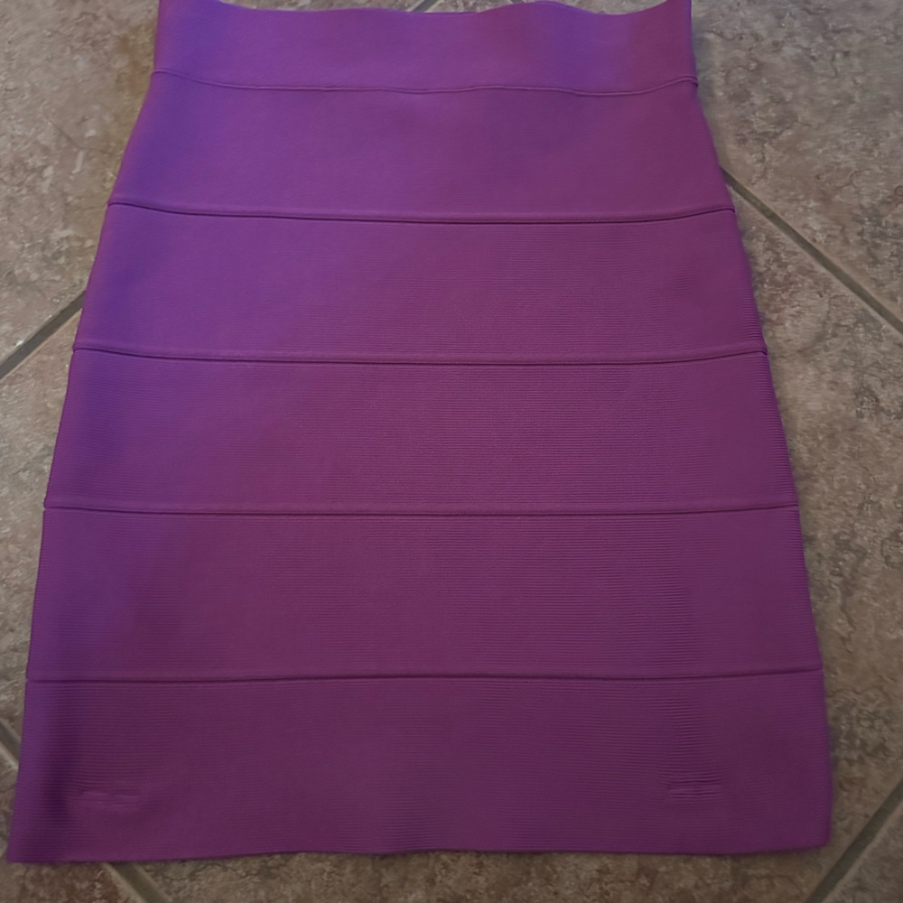 BCBG MAXAZIRIA Bondage Mini Skirt Purple Small Size